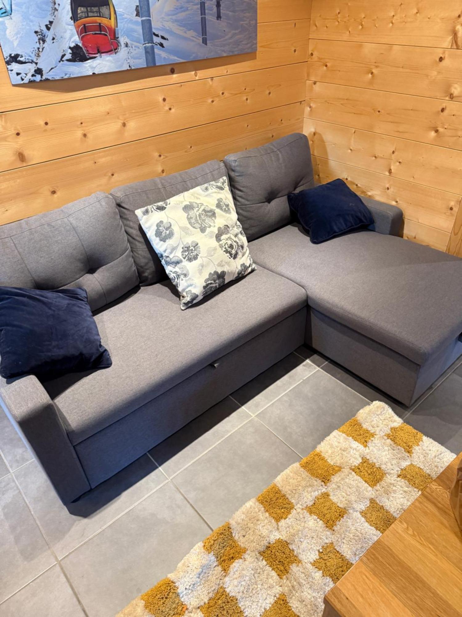 Modern Comfortable With Large Terrace Apartment *